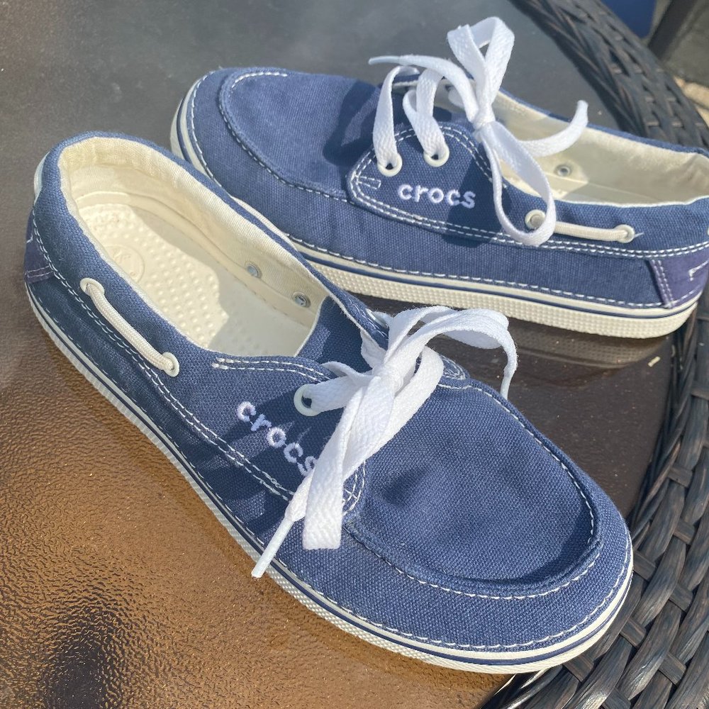 CROCS lace up boat shoe